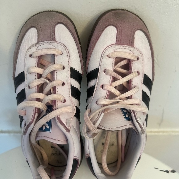 Adidas Kids Samba Size 9. - Picture 2 of 6